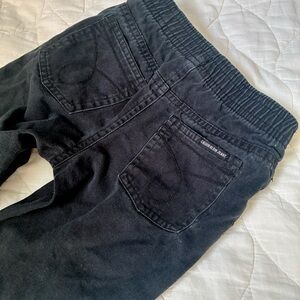Calvin Klein 2T Jogger Pants in Black - versatile and stretchy